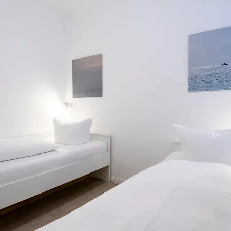 Apartment Center I 655 *